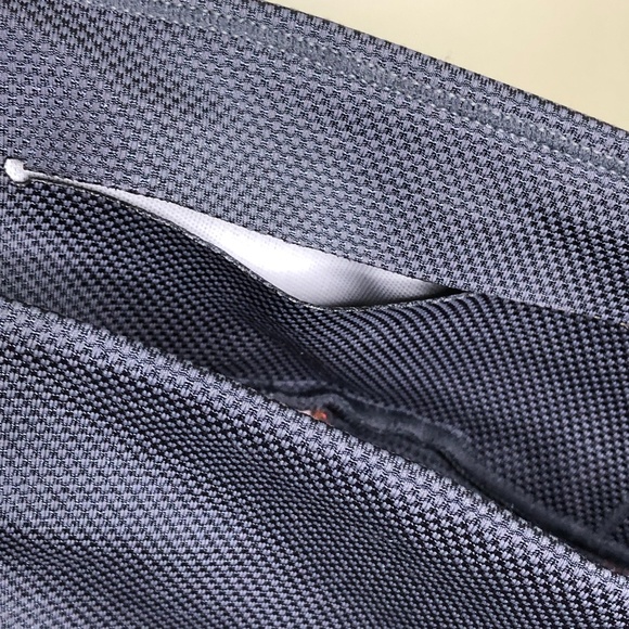 Maaji Activewear Endure High Rise Leggings-Medium - Picture 8 of 16